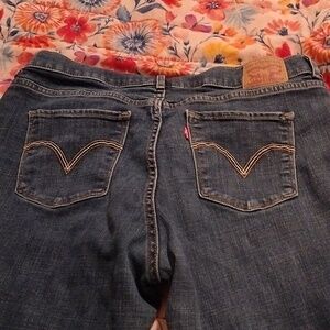 Levis classic boot cut jeans sized 14 womens
